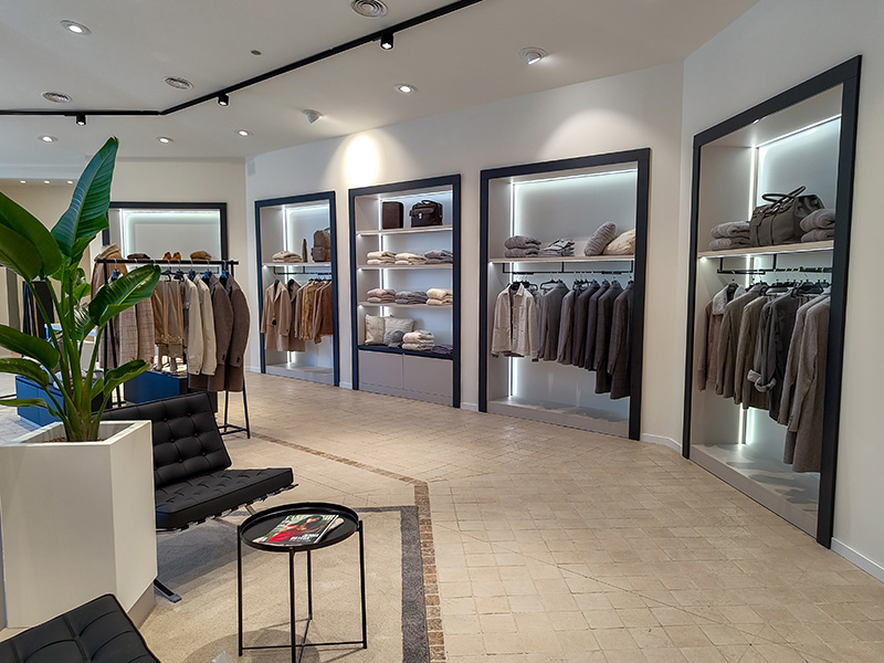 Come arredare un negozio di abbigliamento in Svizzera